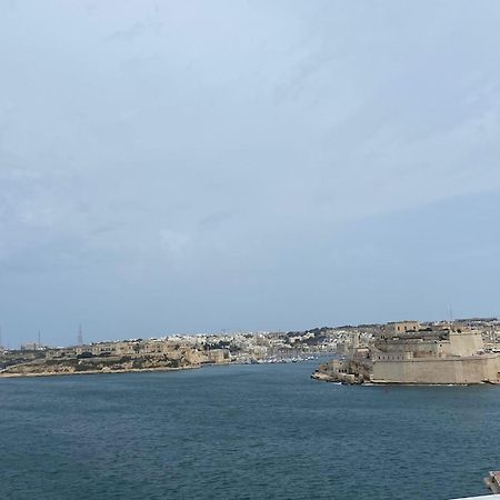 Stylish Seaview Valletta House Экстерьер фото