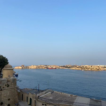 Stylish Seaview Valletta House Экстерьер фото